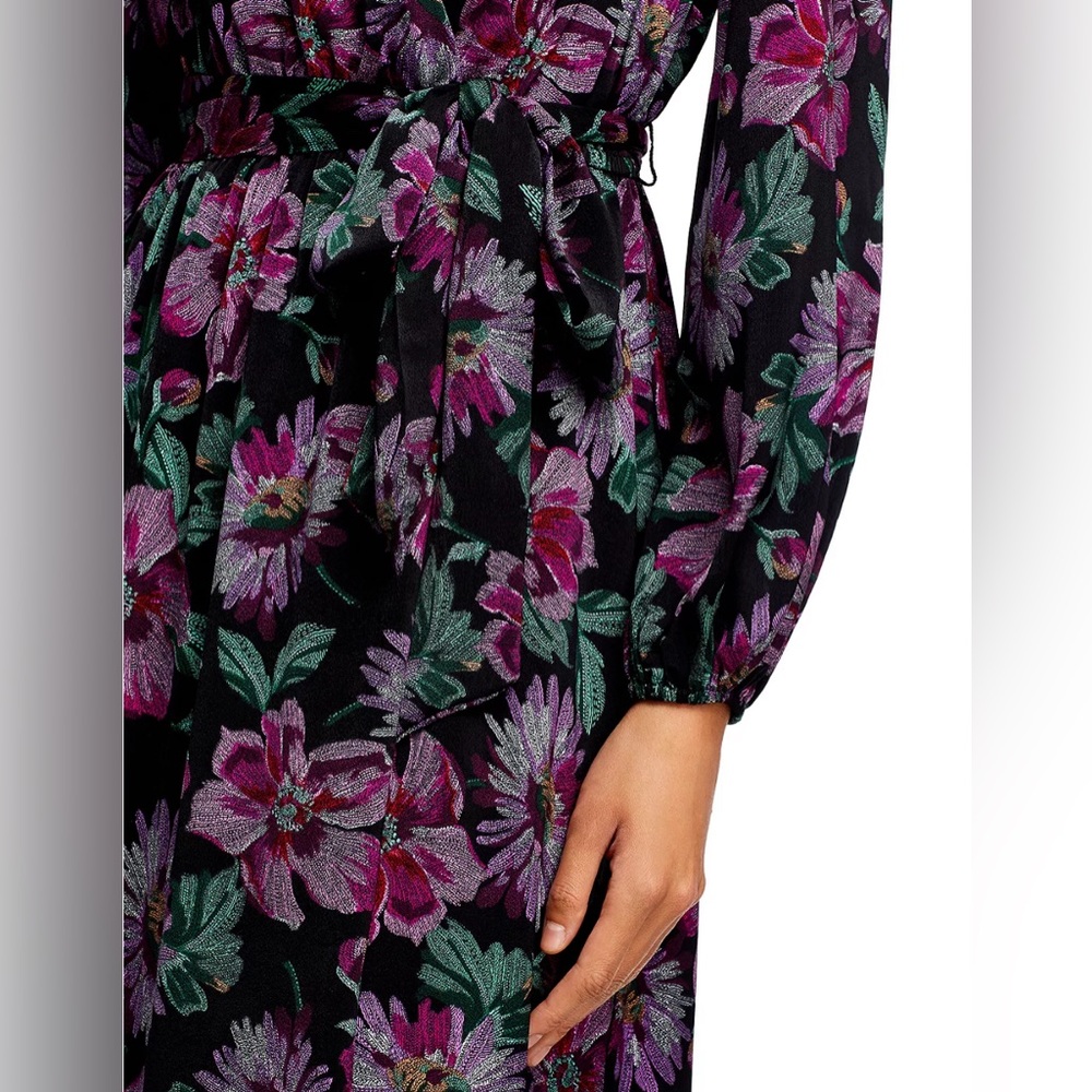 AQUA Long Sleeved V-Neck Fit & Flare Floral Wrap Maxi Dress Size Medium $118 - Picture 6 of 15